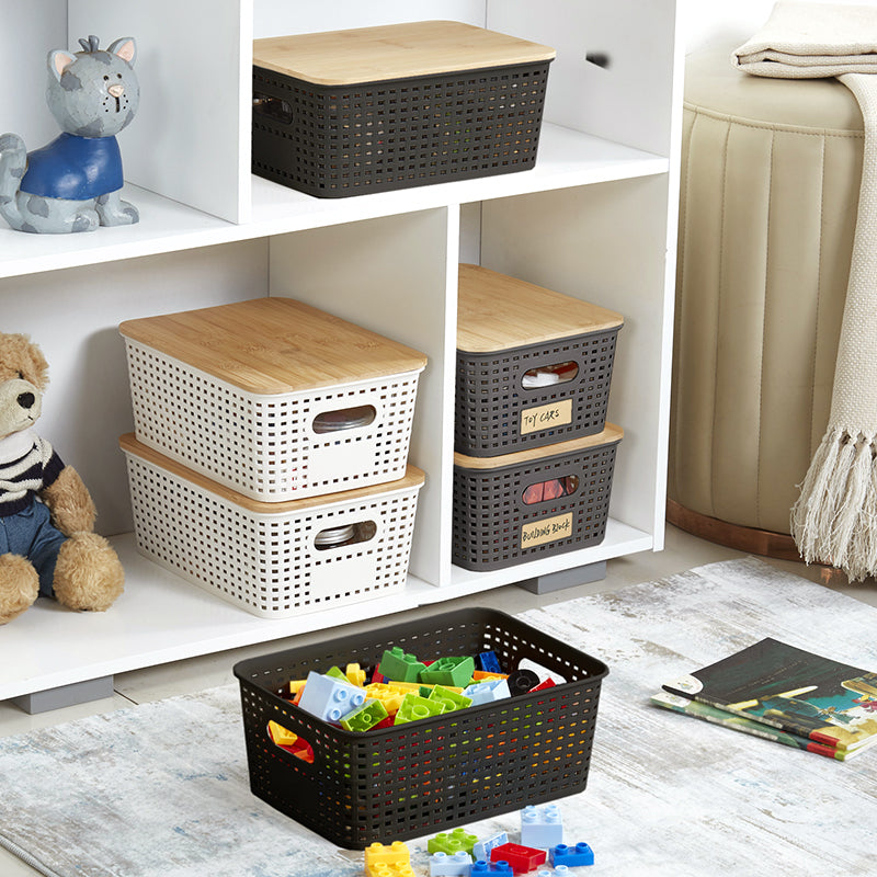 PLASTIC STORAGE BINS